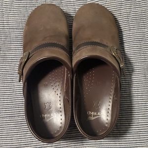 Gently used Dansko size 41 clogs